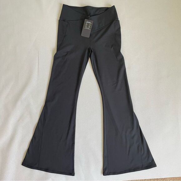Fabletics PureLuxe Black High Waisted Crossover Flare Tall Stretch Pant Size XL - Picture 1 of 11